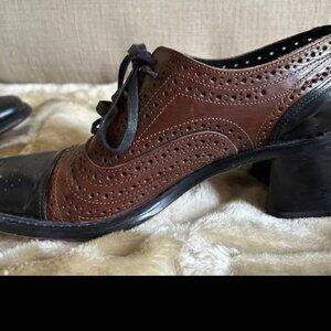 Joan & David - Hand Made in Italy - Mens' oxford style shoes for women - sz 6